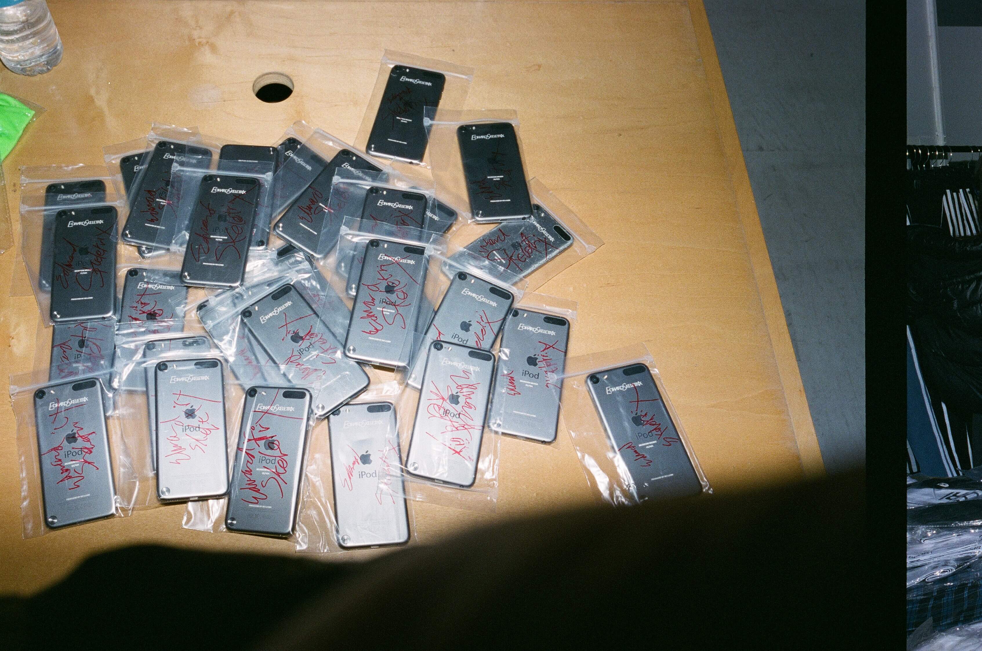 signed ipods